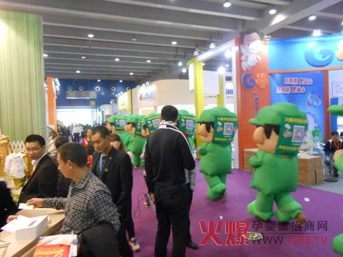 �V�݋�ͯ���չ�𱬾G���ެF(xi��n)������չʾ