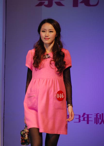 ��(y��u)ؐ��õ�tɫ�ЋD�����B��ȹ