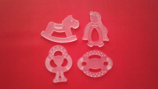 �ζ���͸�����z