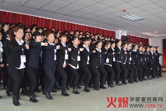 �Fꠣ�������l(f��)չ���F���δ��