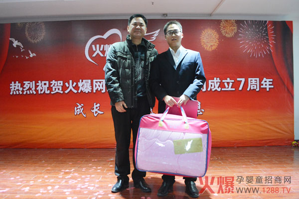 �𱬾W��������F���c�@���ߺ�Ӱ