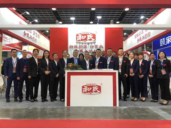 ������I(y��)��24���B(y��ng)���B(y��ng)�������ν������[�������չ�