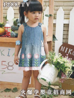 �����(��i)2009����Ůͯ�bСȹ