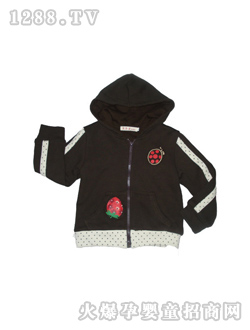 ����ͯԒ�ݺ�ɫ����