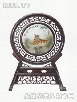 ���M����A����̥ë�C