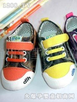 ��ѩ�����ʰ�Ь