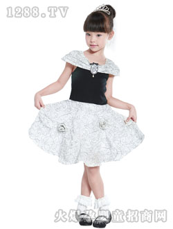 ���ЇO���e�B��ȹ