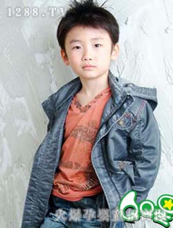 QQ�ǻ�ɫ���e����