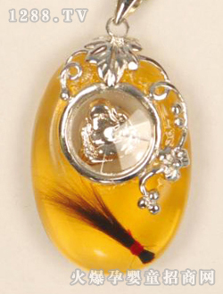 �����r���\�D����