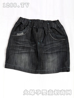 ����Ůͯţ�ж�ȹ