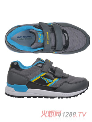 ����ʿ��|�\��Ь�r�к�ɫ