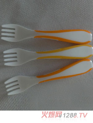 �냺�pɫ����