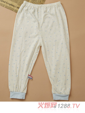 ��ɫС�~����̿�װ׆���M�������چΗlѝ